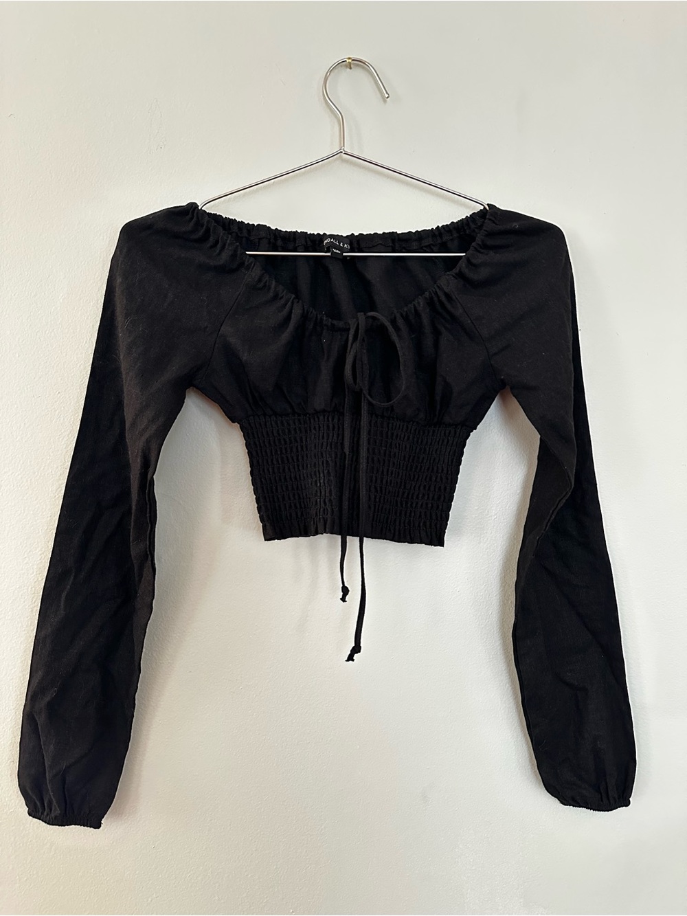 Kendall + Kylie Black Smocked Puff Sleeve Crop Top XS